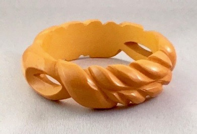 BB78 corn rope carved & pierced bangle